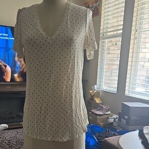 Old Navy White and Black Polka Dot V-Neck Blouse